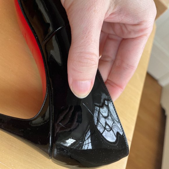 Iconic Christian Louboutin Red Sole High Heel - Picture 12 of 15